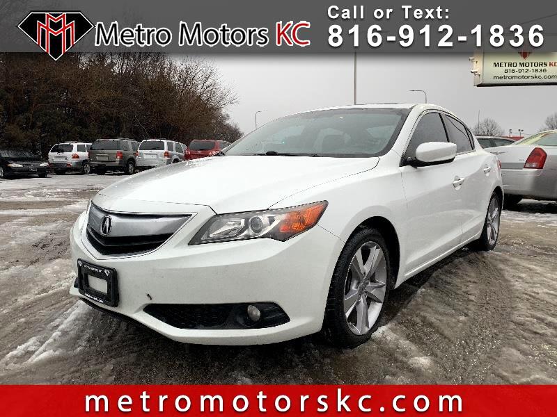 Acura ILX 5-Spd AT w/ Technology Package 2013