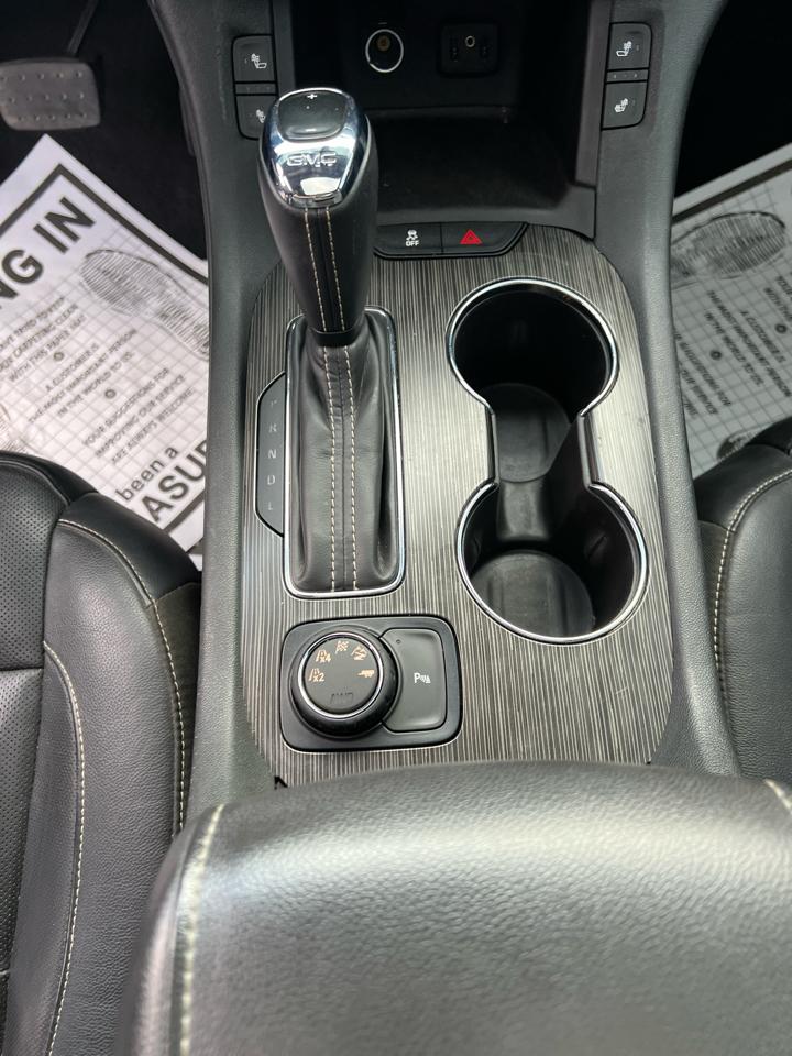 GMC Acadia AWD 4dr SLT w/SLT-1 2017