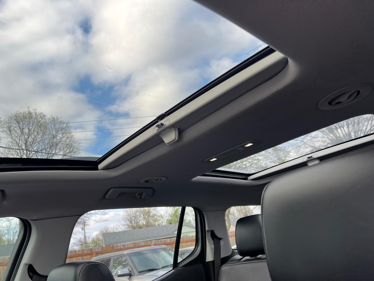 GMC Acadia AWD 4dr SLT w/SLT-1 2017