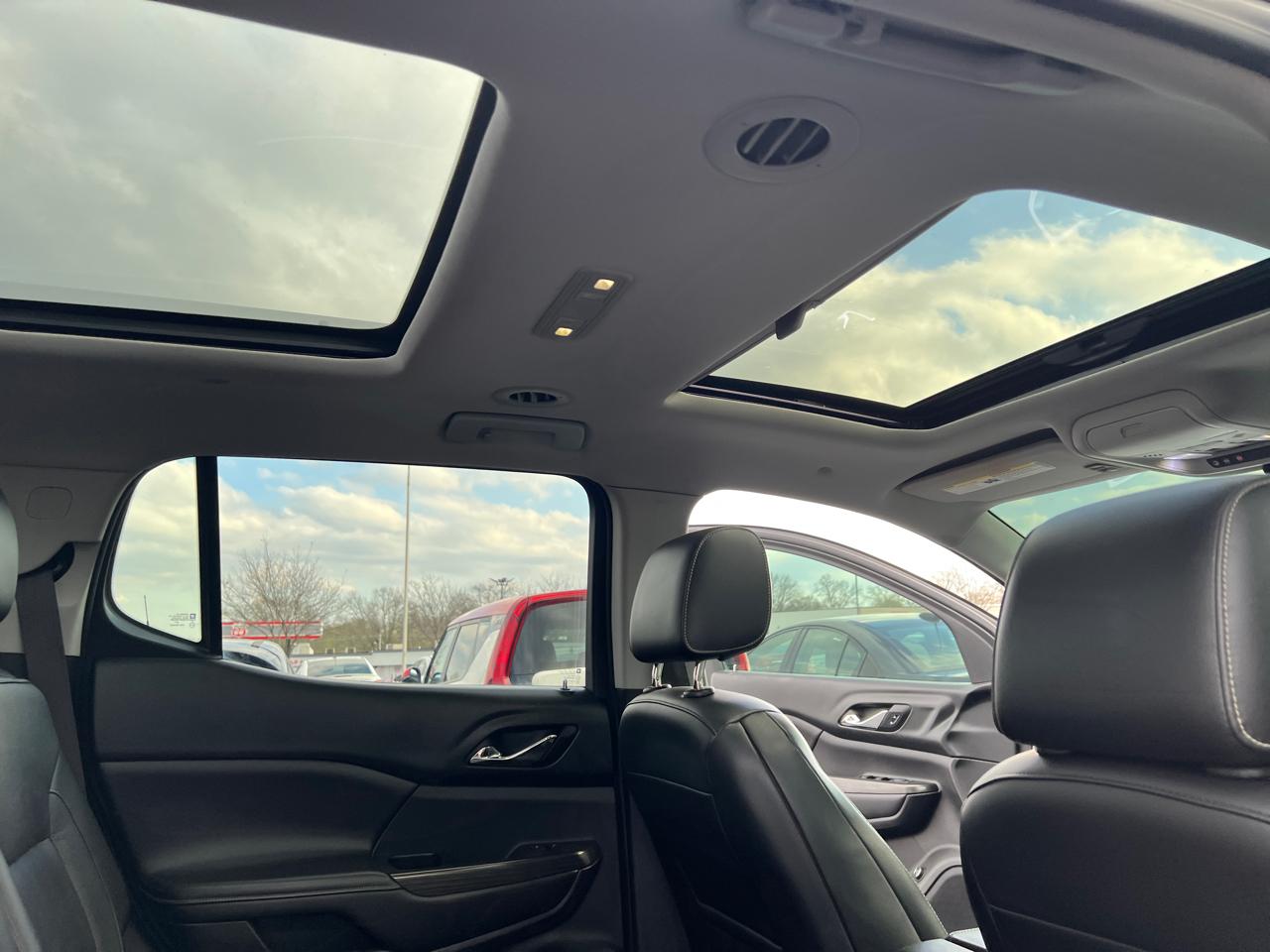 GMC Acadia AWD 4dr SLT w/SLT-1 2017