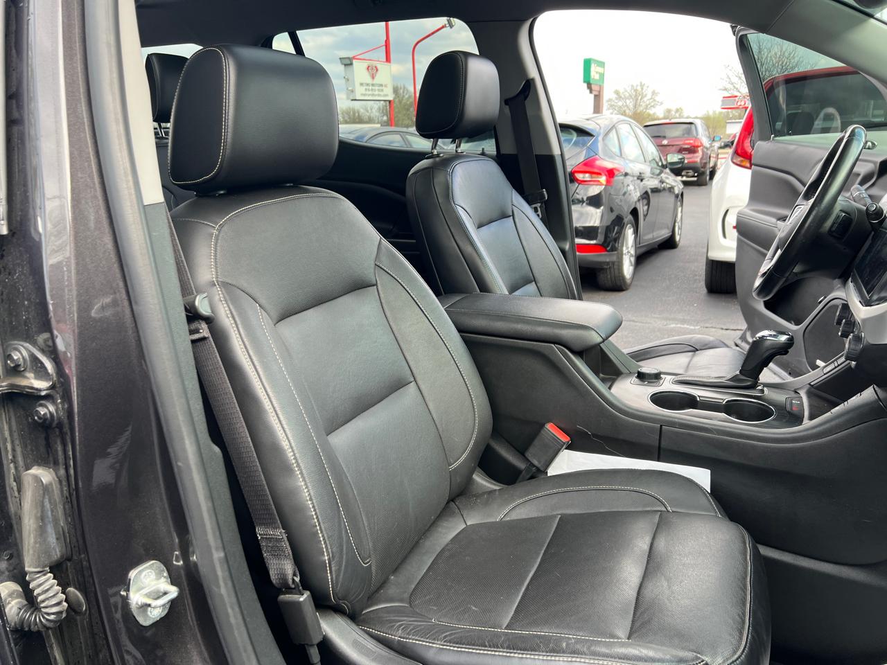 GMC Acadia AWD 4dr SLT w/SLT-1 2017