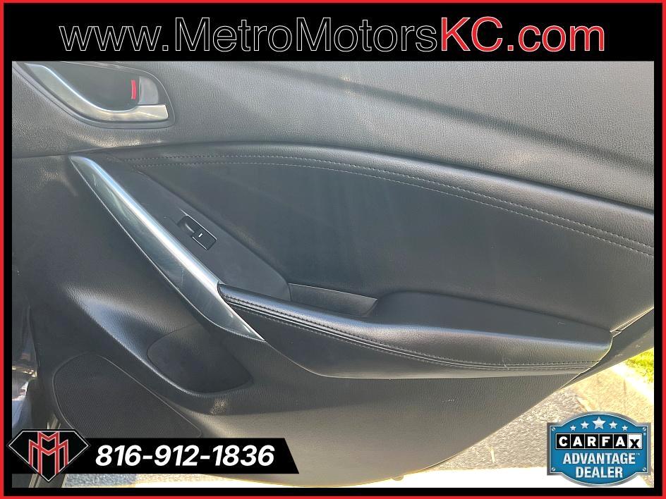 2015 Mazda Mazda6 Touring photo 22