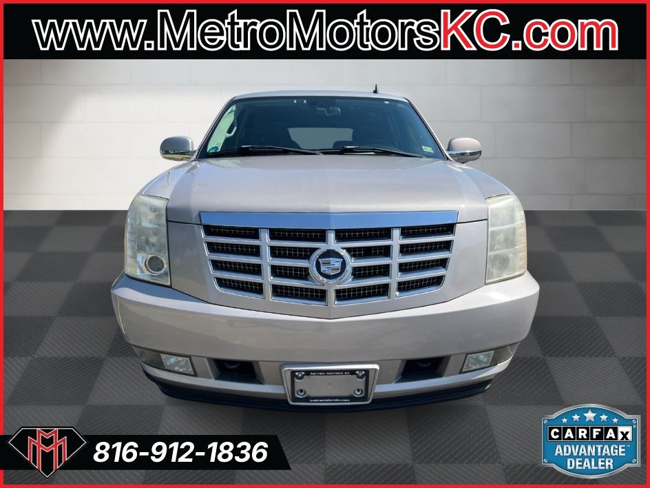 Cadillac Escalade AWD 4dr 2007