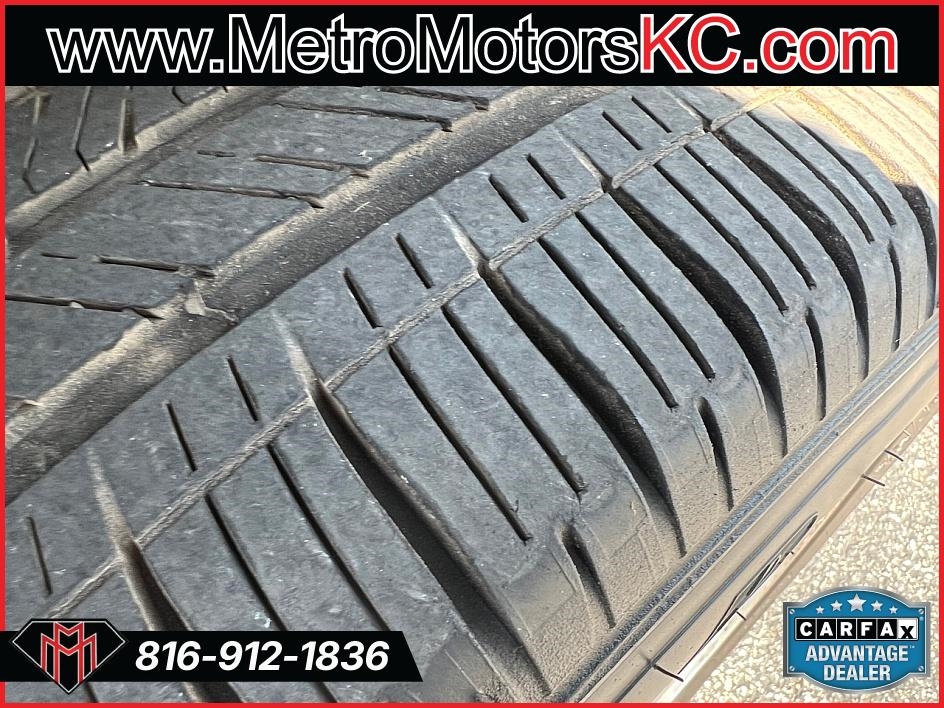 Cadillac Escalade AWD 4dr 2007