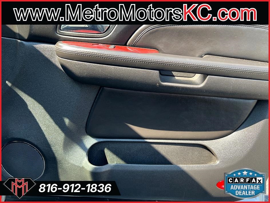 Cadillac Escalade AWD 4dr 2007