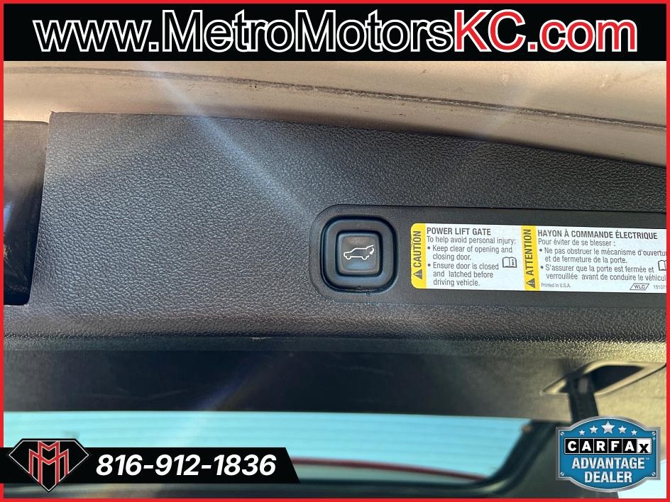 Cadillac Escalade AWD 4dr 2007