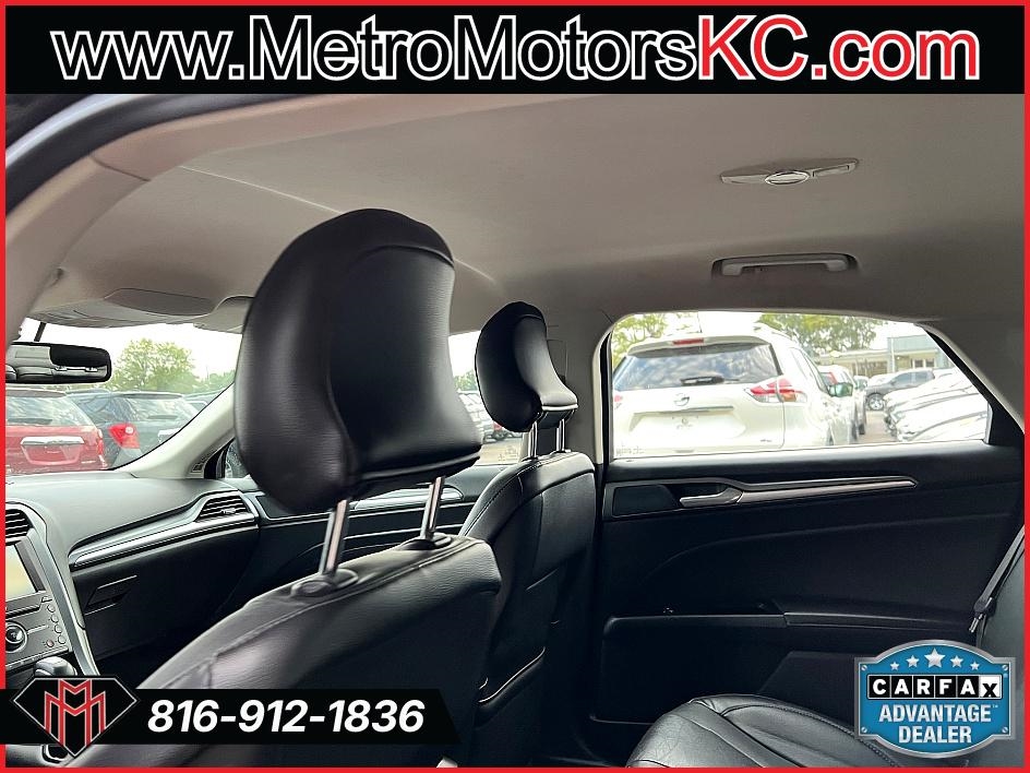 2016 Ford Fusion Titanium photo 20