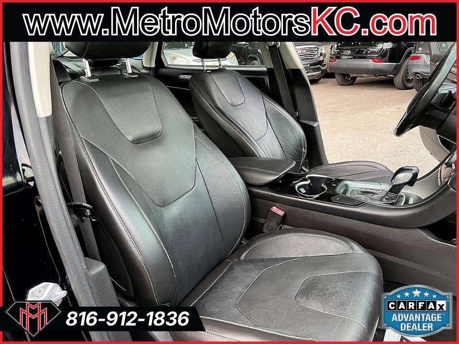 2016 Ford Fusion Titanium photo 25