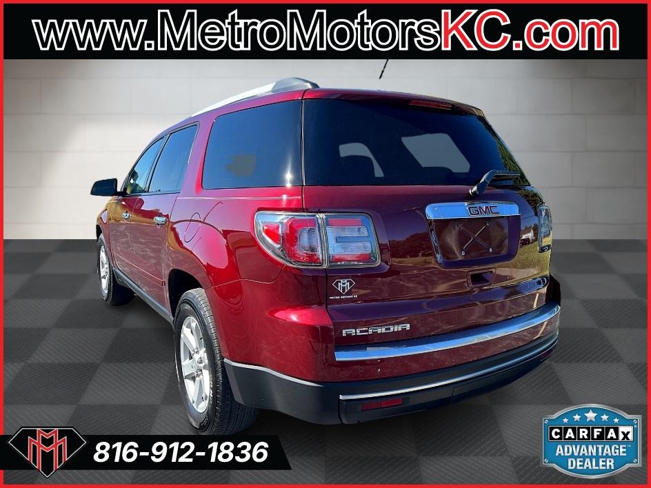 2015 Gmc Acadia SLE photo 3