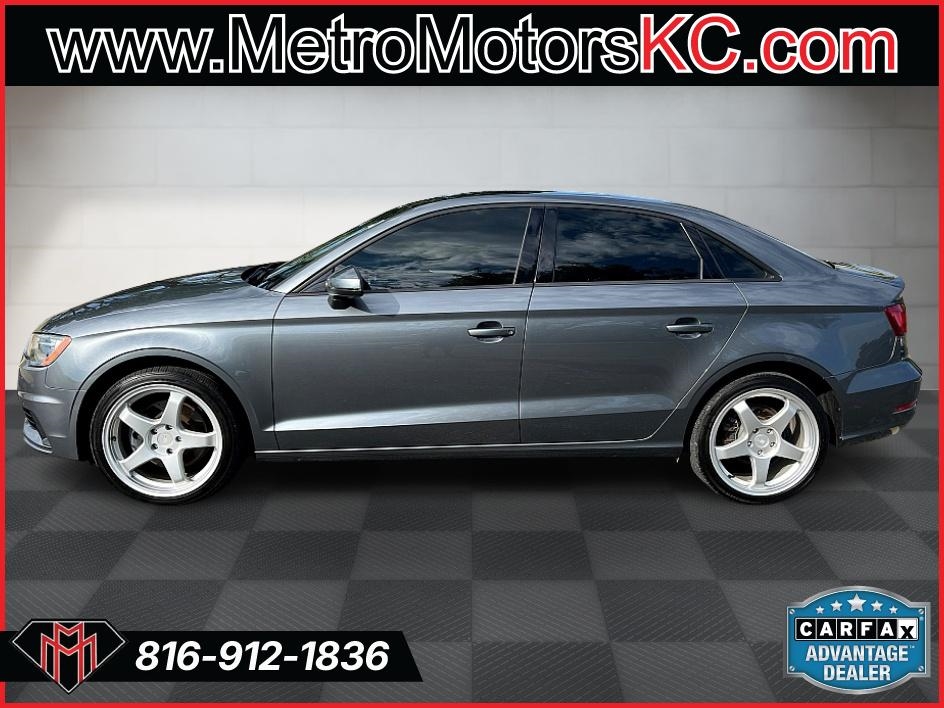 Audi A3 4dr Sdn quattro 2.0T Premium 2016 Audi A3 4dr Sdn quattro 2.0T Premium 2016