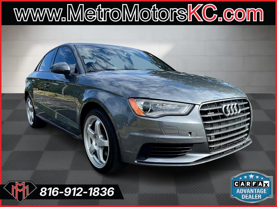 Audi A3 4dr Sdn quattro 2.0T Premium 2016 Audi A3 4dr Sdn quattro 2.0T Premium 2016