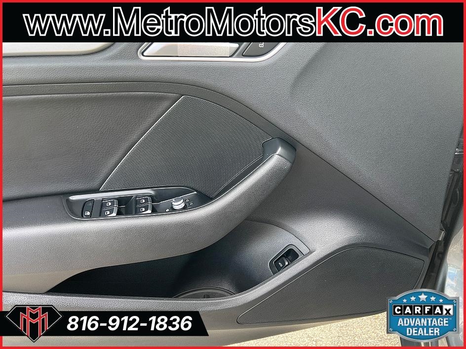 Audi A3 4dr Sdn quattro 2.0T Premium 2016 Audi A3 4dr Sdn quattro 2.0T Premium 2016