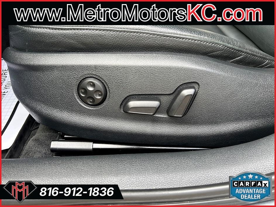 Audi A3 4dr Sdn quattro 2.0T Premium 2016 Audi A3 4dr Sdn quattro 2.0T Premium 2016