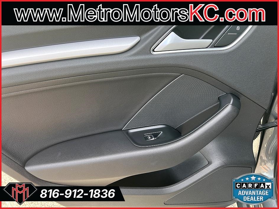 Audi A3 4dr Sdn quattro 2.0T Premium 2016 Audi A3 4dr Sdn quattro 2.0T Premium 2016