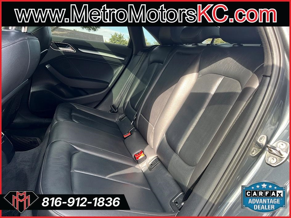 Audi A3 4dr Sdn quattro 2.0T Premium 2016 Audi A3 4dr Sdn quattro 2.0T Premium 2016