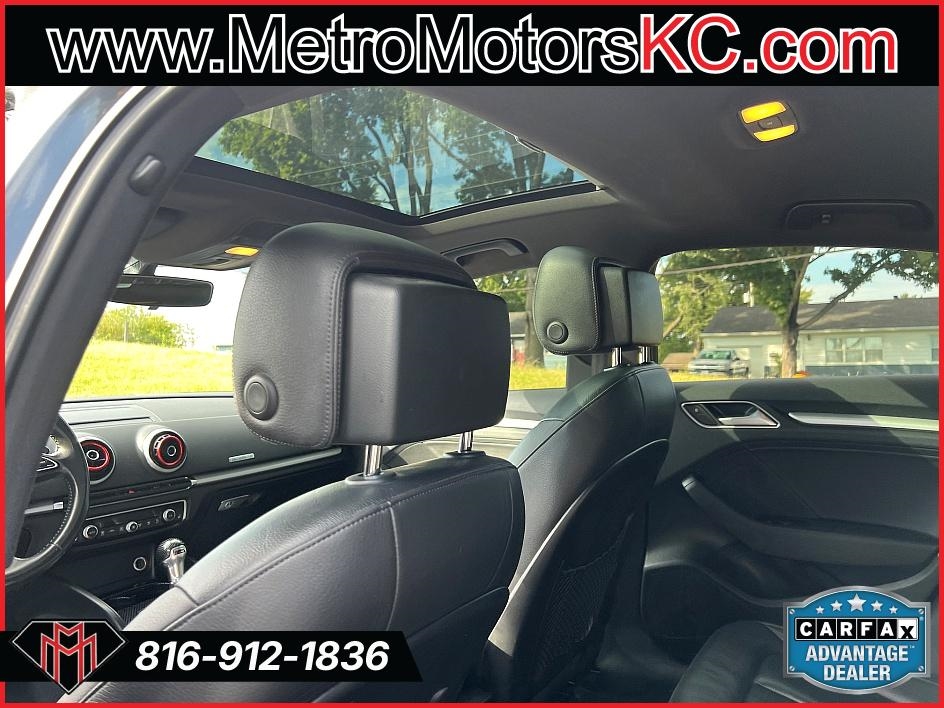 Audi A3 4dr Sdn quattro 2.0T Premium 2016 Audi A3 4dr Sdn quattro 2.0T Premium 2016