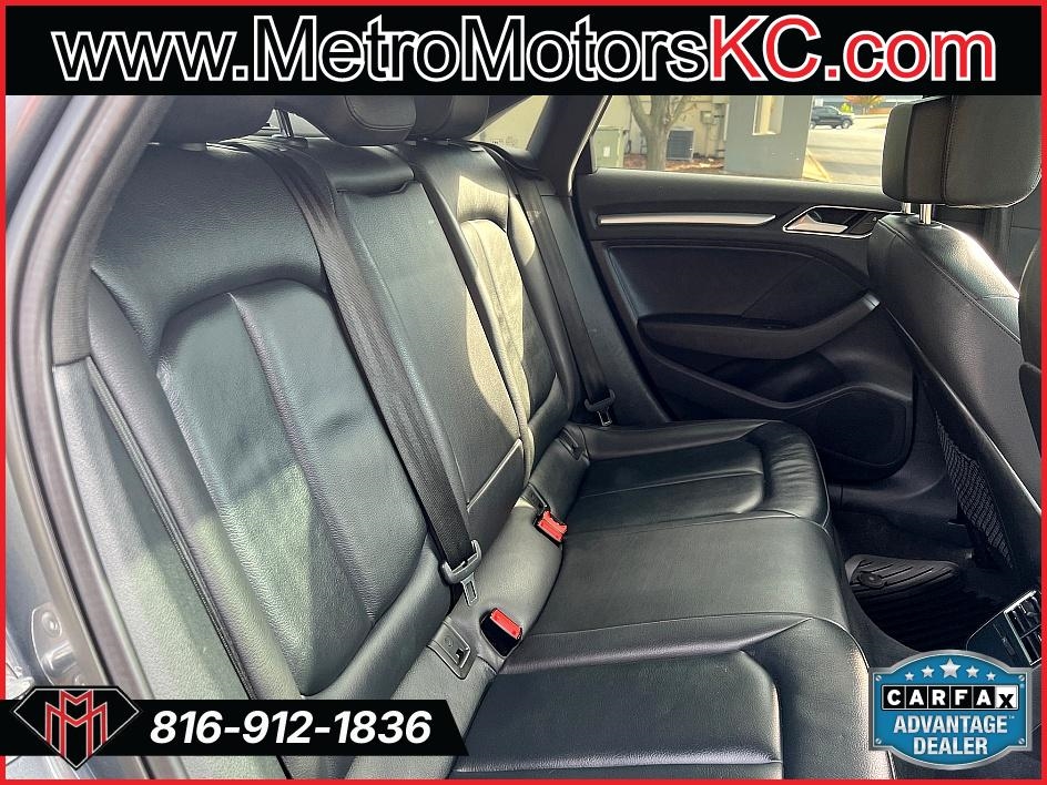 Audi A3 4dr Sdn quattro 2.0T Premium 2016 Audi A3 4dr Sdn quattro 2.0T Premium 2016