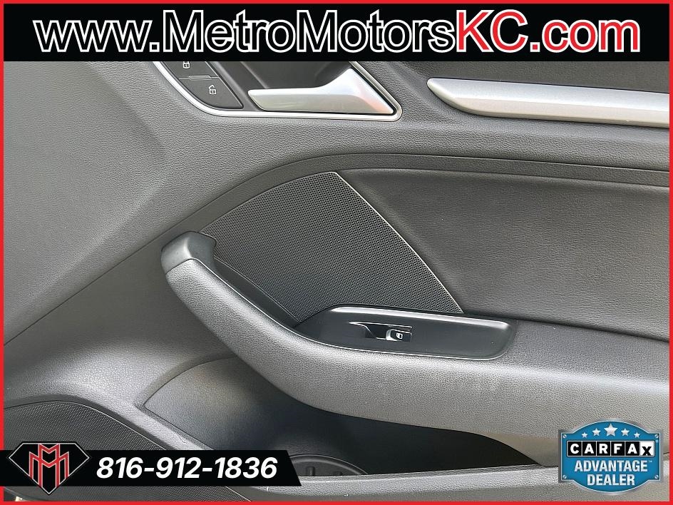 Audi A3 4dr Sdn quattro 2.0T Premium 2016 Audi A3 4dr Sdn quattro 2.0T Premium 2016