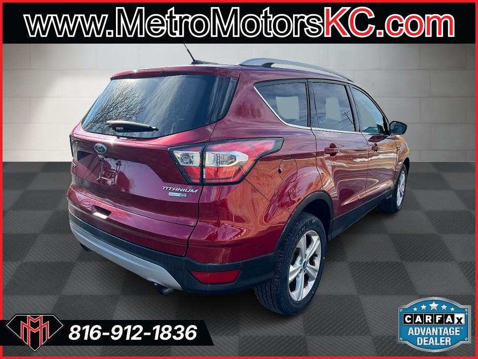 Ford Escape Titanium 4WD 2017