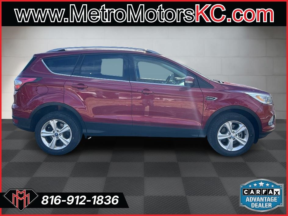 Ford Escape Titanium 4WD 2017