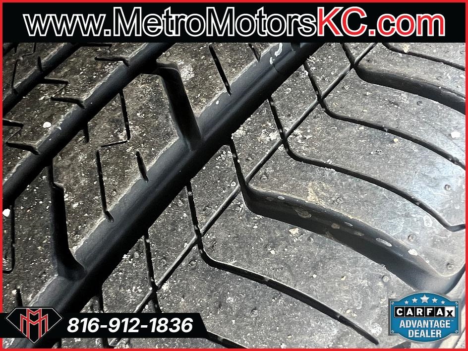 Ford Escape Titanium 4WD 2017