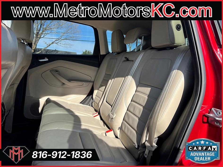 Ford Escape Titanium 4WD 2017