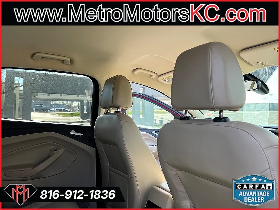 Ford Escape Titanium 4WD 2017