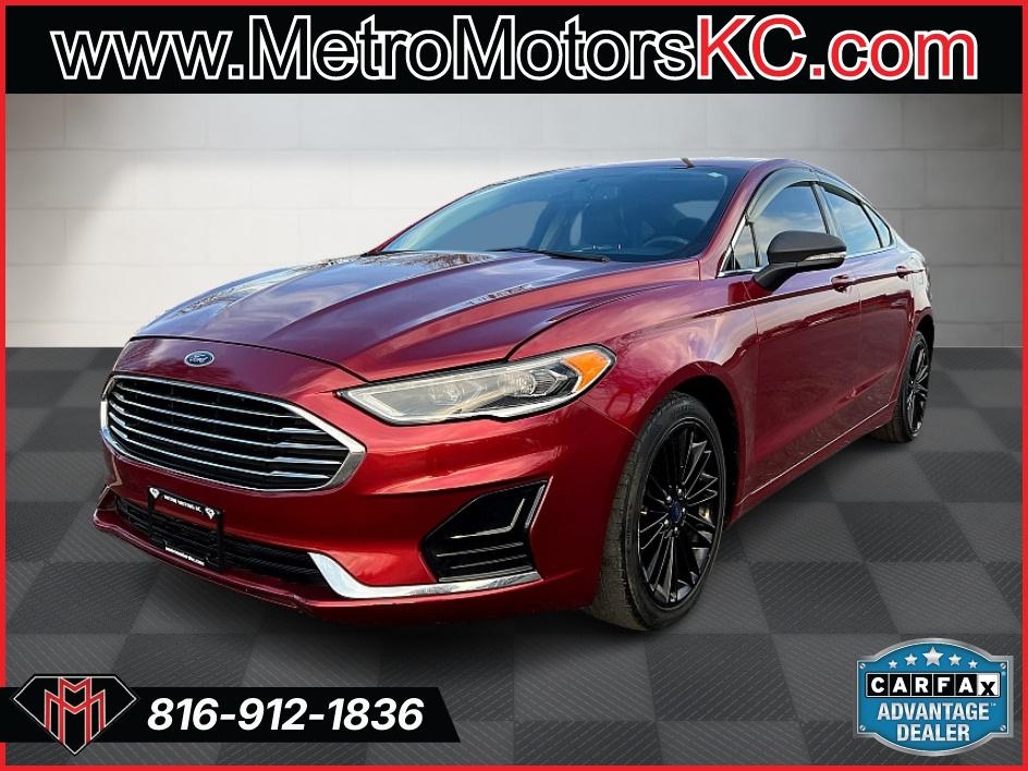 2016 Ford Fusion SE's photo