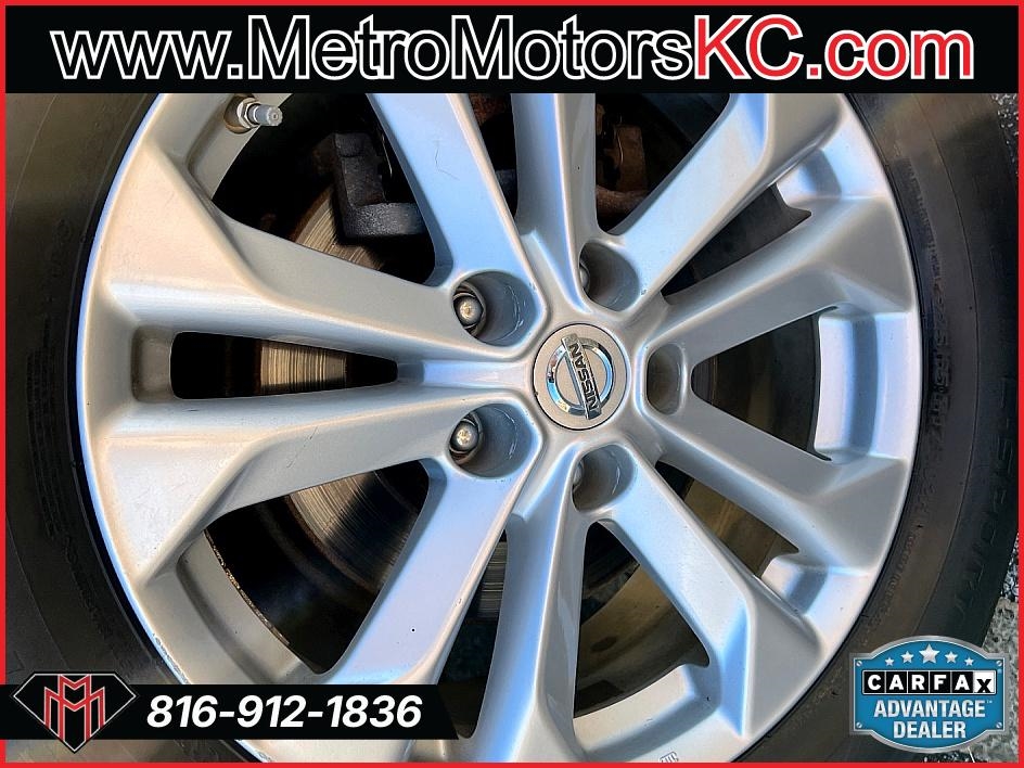 Nissan Rogue AWD 4dr SV 2015