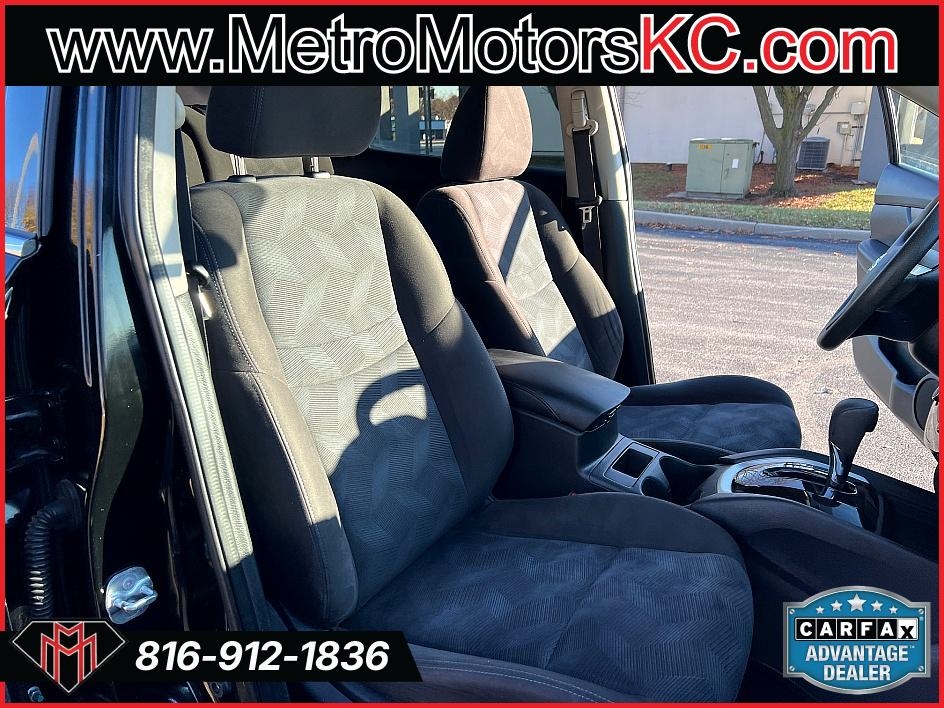 Nissan Rogue AWD 4dr SV 2015