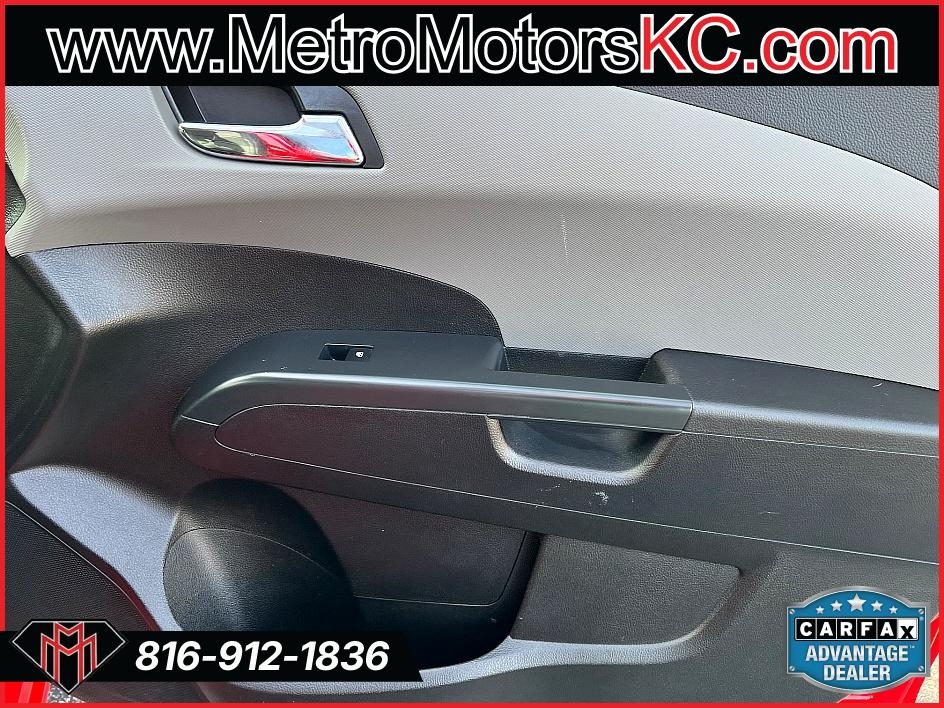 Chevrolet Sonic 5dr HB Auto LT 2014