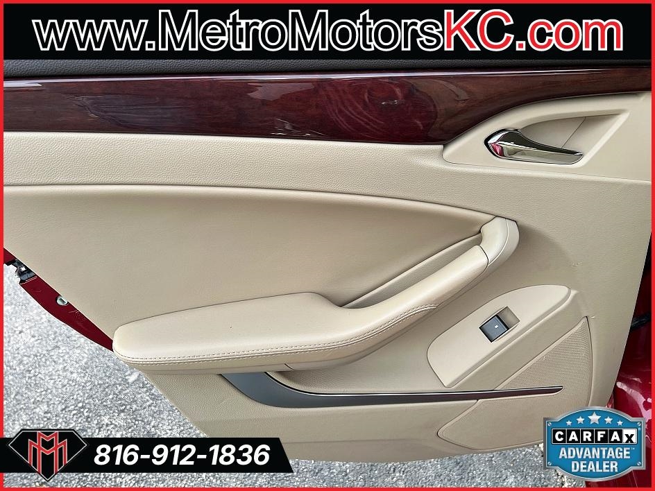 Cadillac CTS 4dr Sdn AWD w/1SB 2009