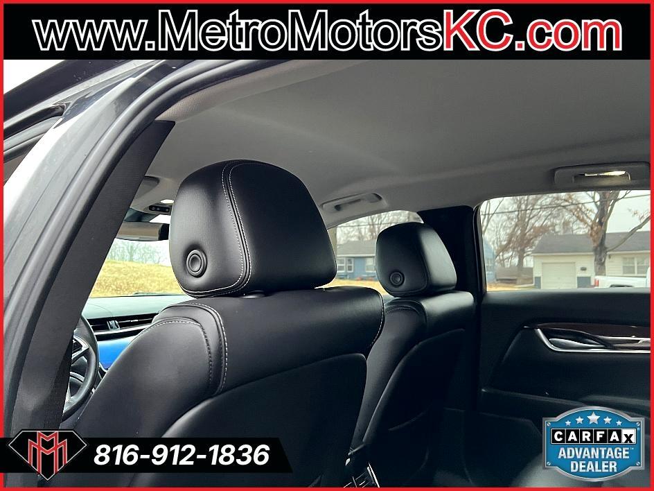 Cadillac XTS 4dr Sdn Luxury AWD 2015