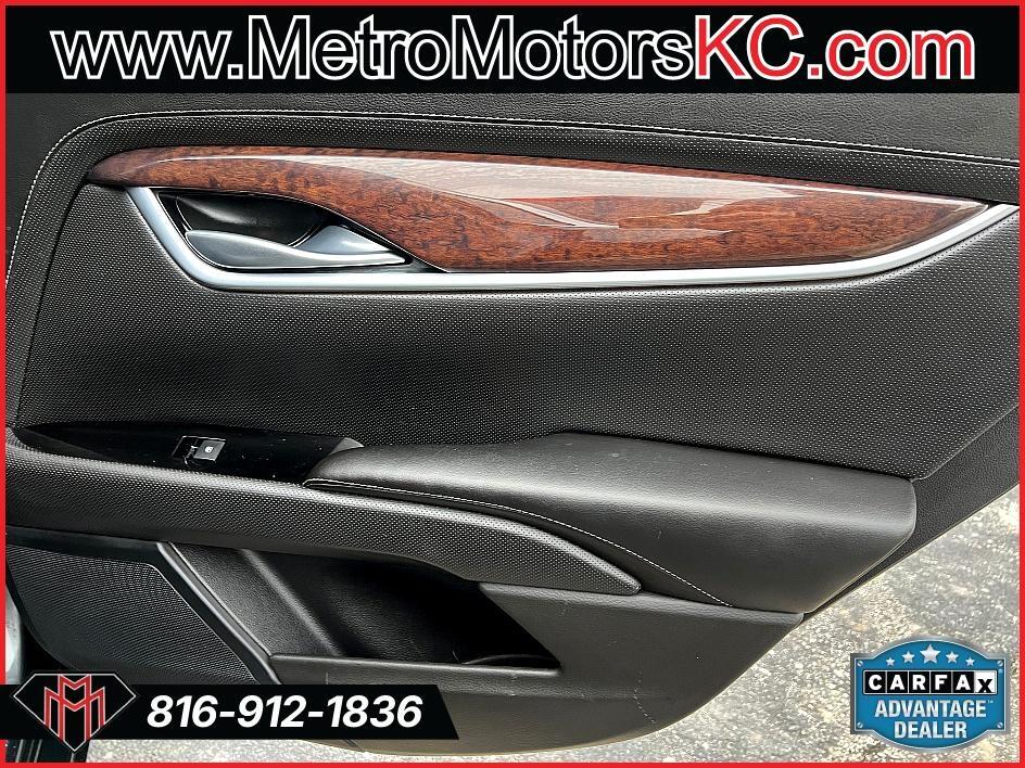 Cadillac XTS 4dr Sdn Luxury AWD 2015