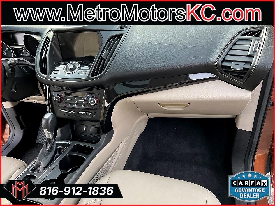 Ford Escape Titanium FWD 2017