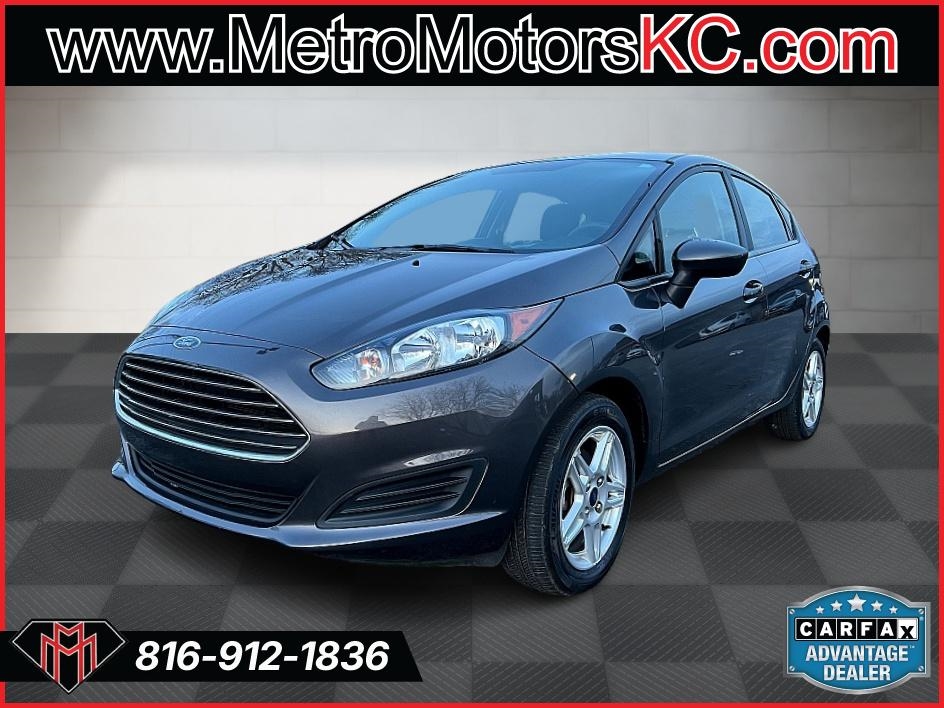 2017 Ford Fiesta SE's photo