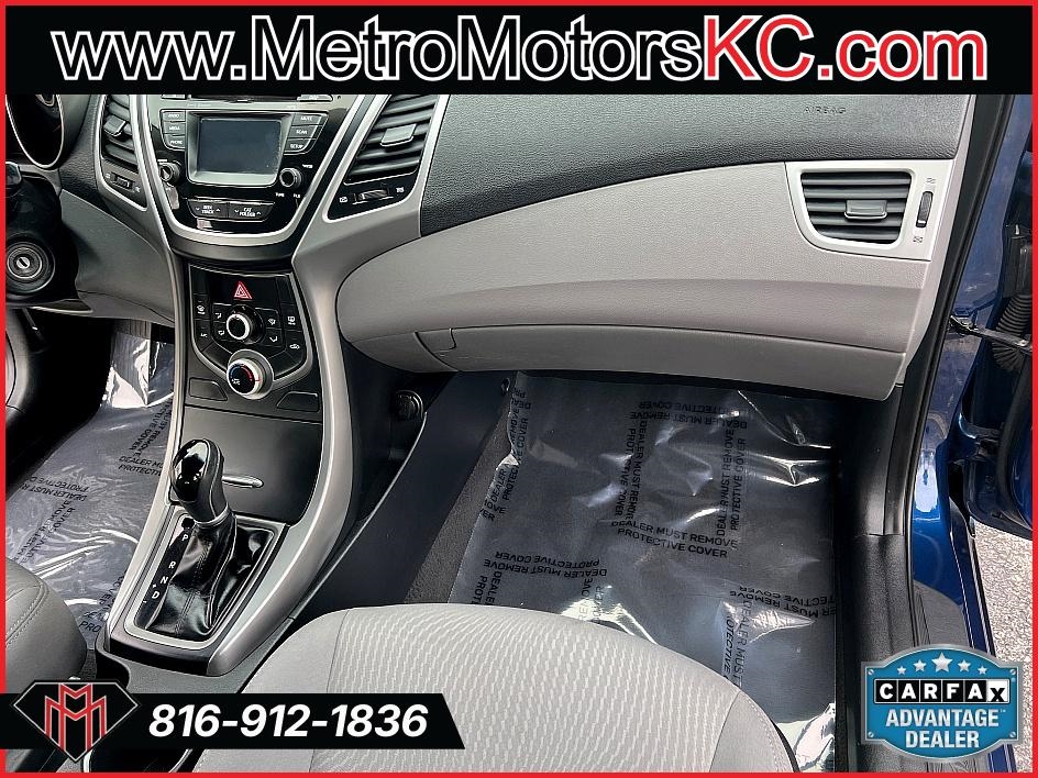 Hyundai Elantra 4dr Sdn Auto SE (Alabama Plant) 2016