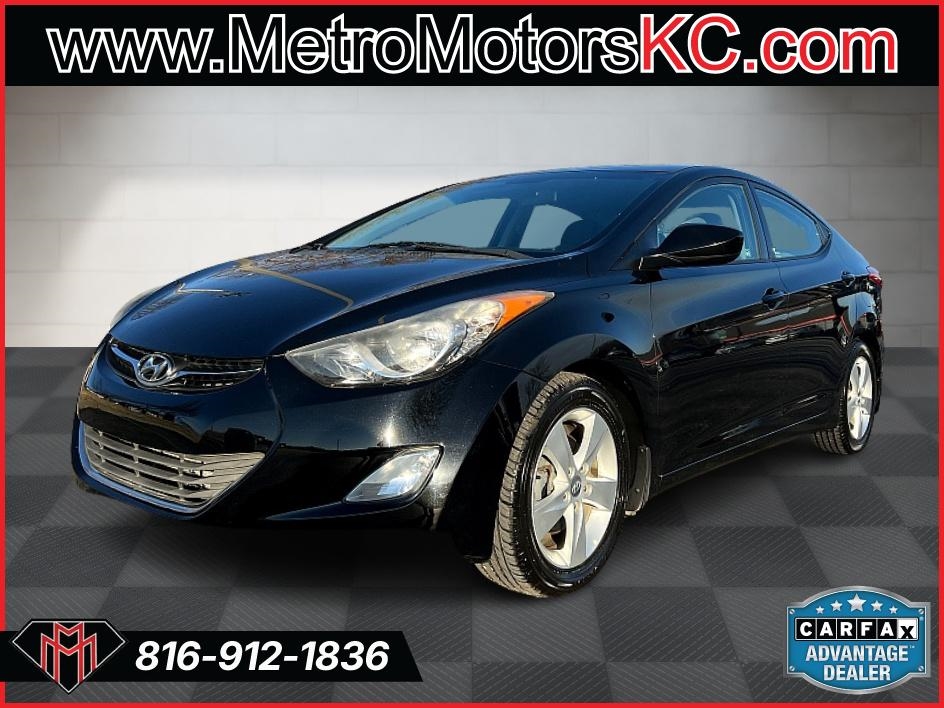 2013 Hyundai Elantra GLS's photo