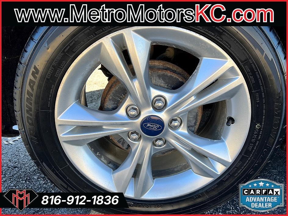 Ford Focus 4dr Sdn SE 2014