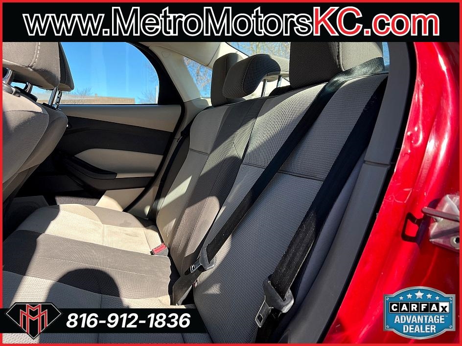 Ford Focus 4dr Sdn SE 2014