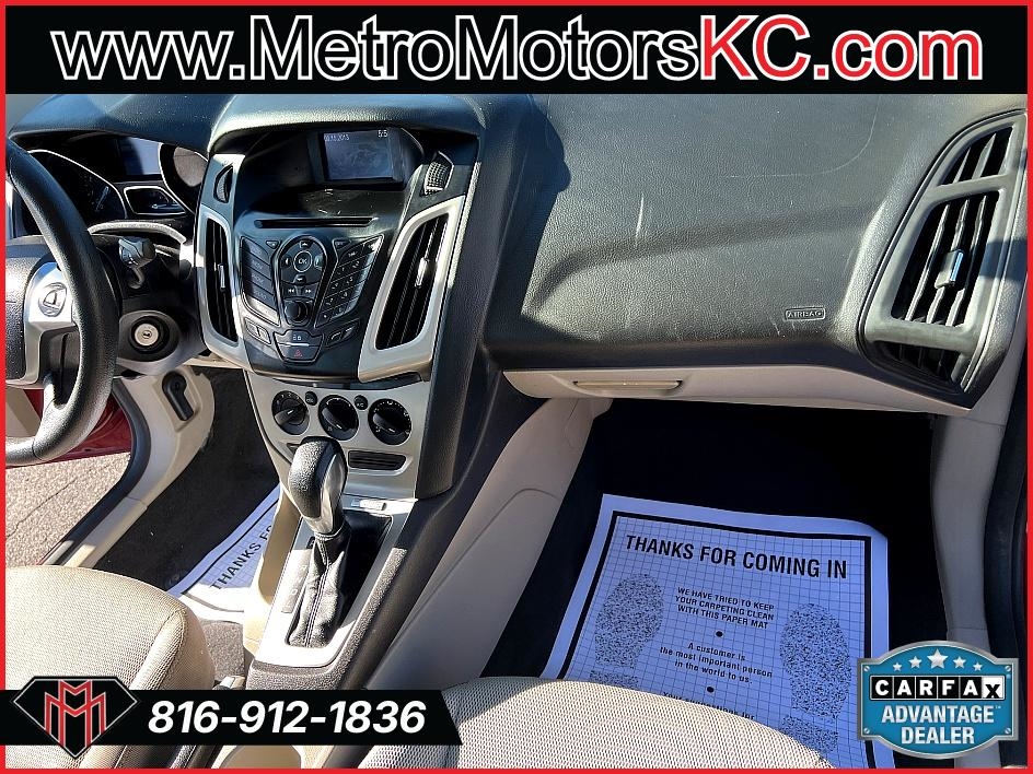 Ford Focus 4dr Sdn SE 2014