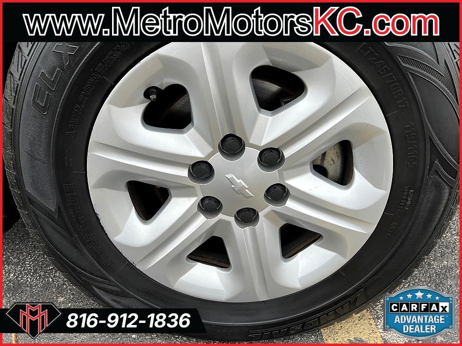 Chevrolet Traverse FWD 4dr LS 2012