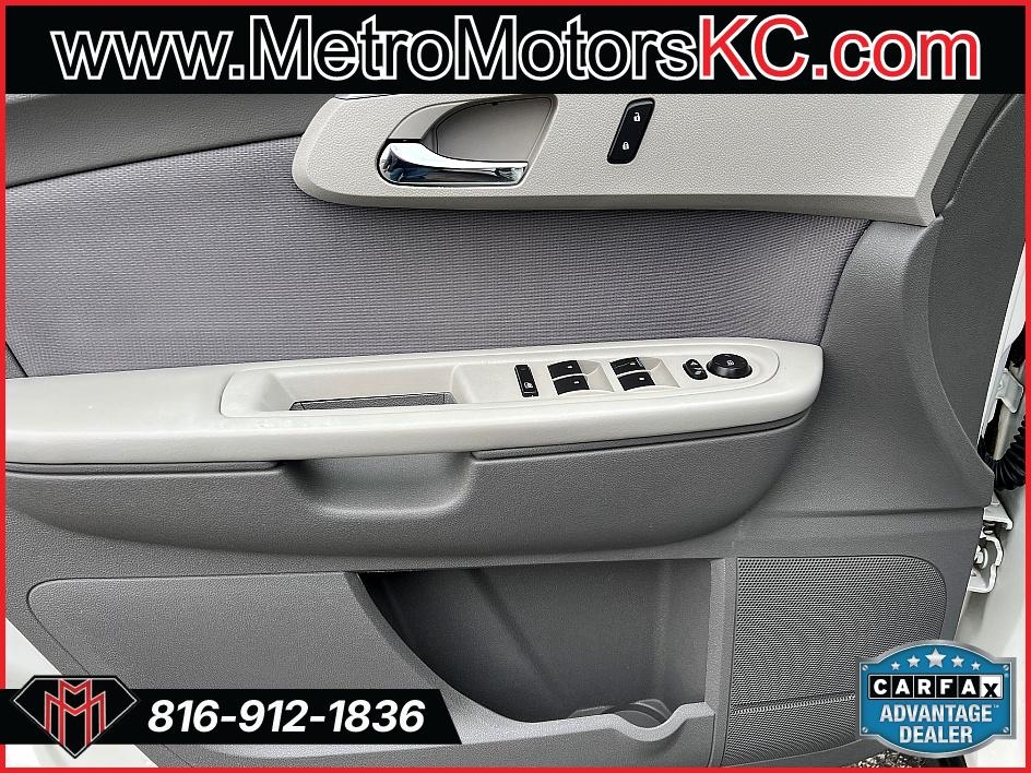 Chevrolet Traverse FWD 4dr LS 2012