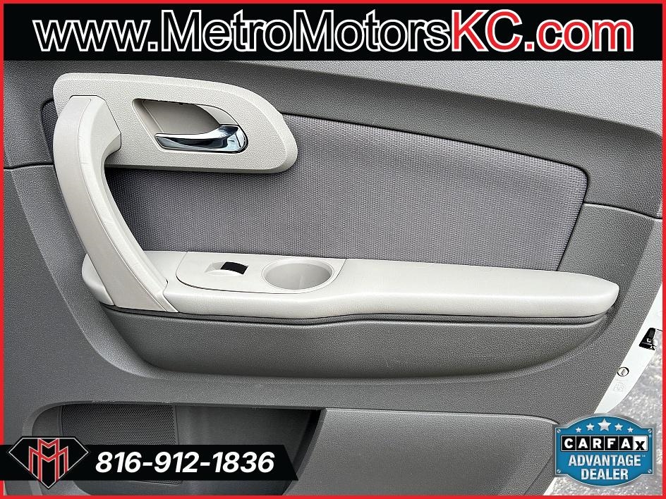 Chevrolet Traverse FWD 4dr LS 2012