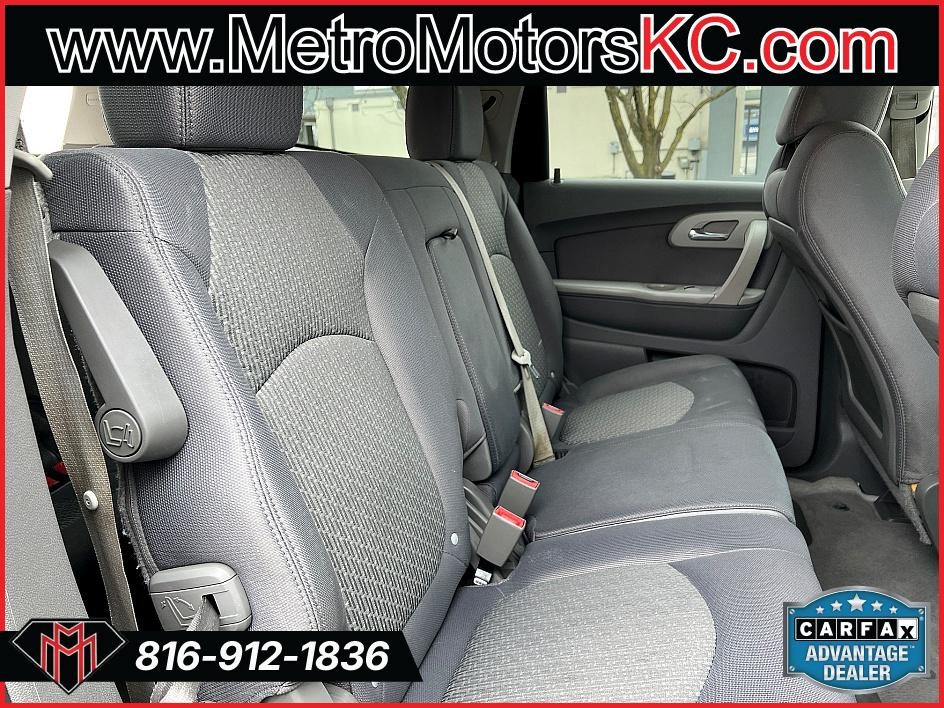 Chevrolet Traverse FWD 4dr LS 2012