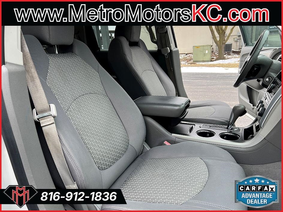 Chevrolet Traverse FWD 4dr LS 2012