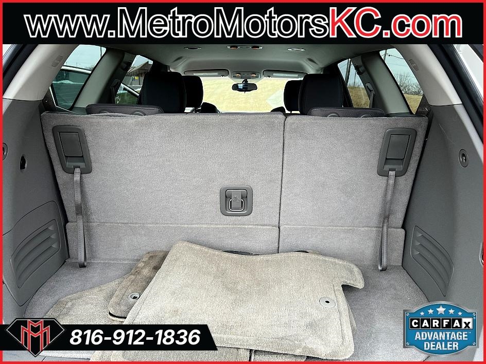 Chevrolet Traverse FWD 4dr LS 2012