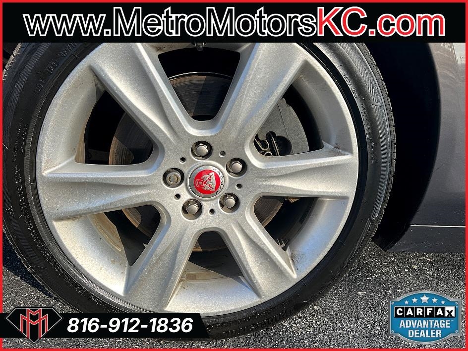 Jaguar XE 25t Prestige RWD 2017