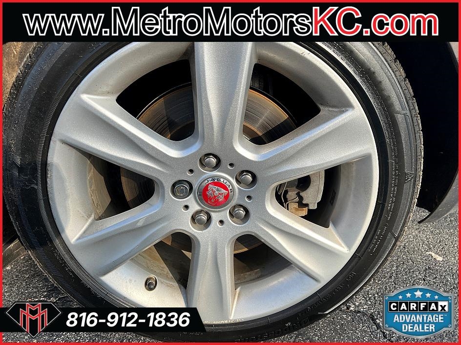 Jaguar XE 25t Prestige RWD 2017