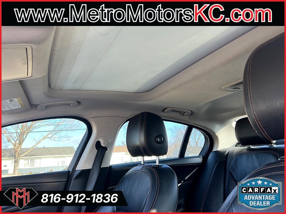 Jaguar XE 25t Prestige RWD 2017